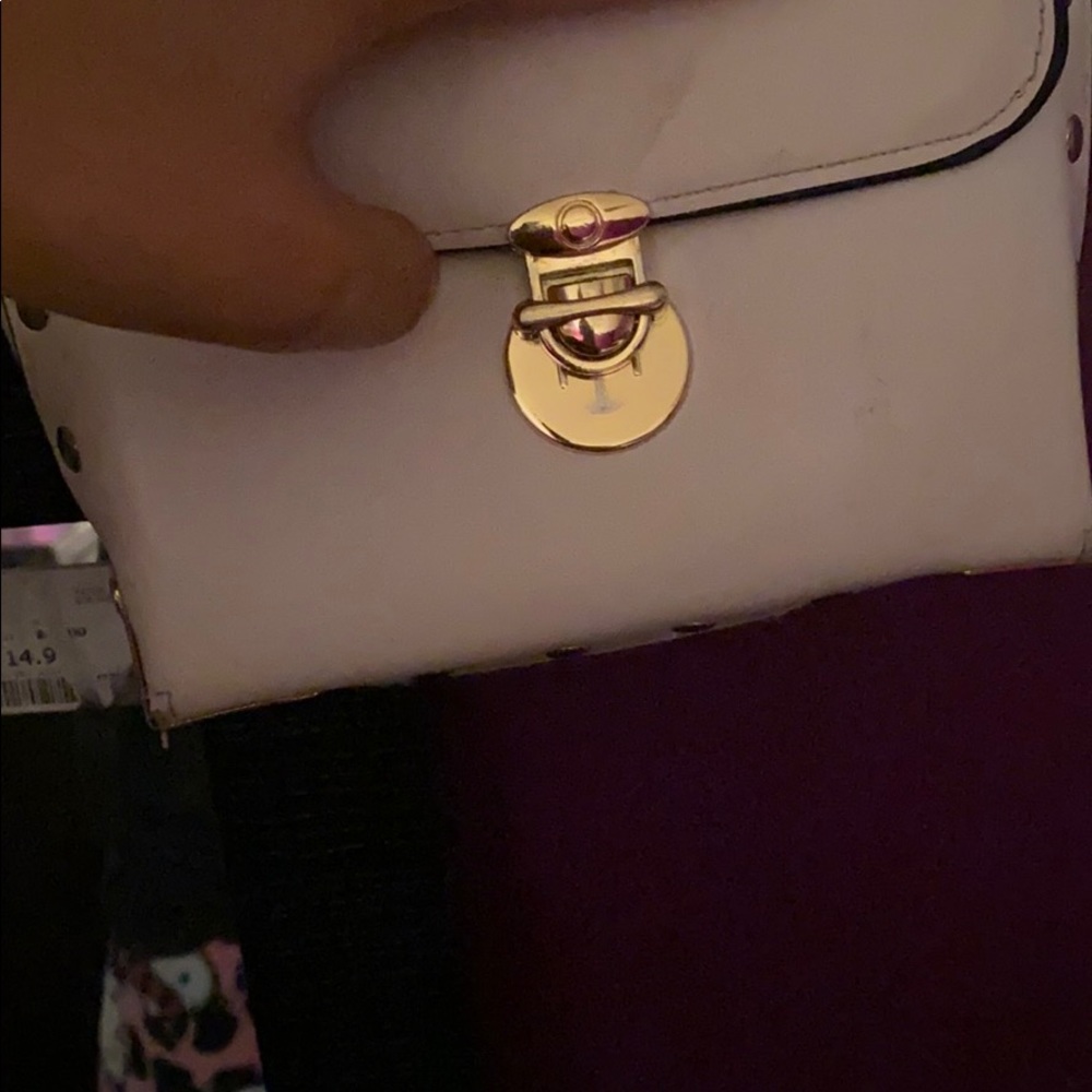 Purse - Picture 4 of 6